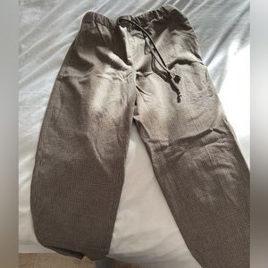 Aritzia brown pants